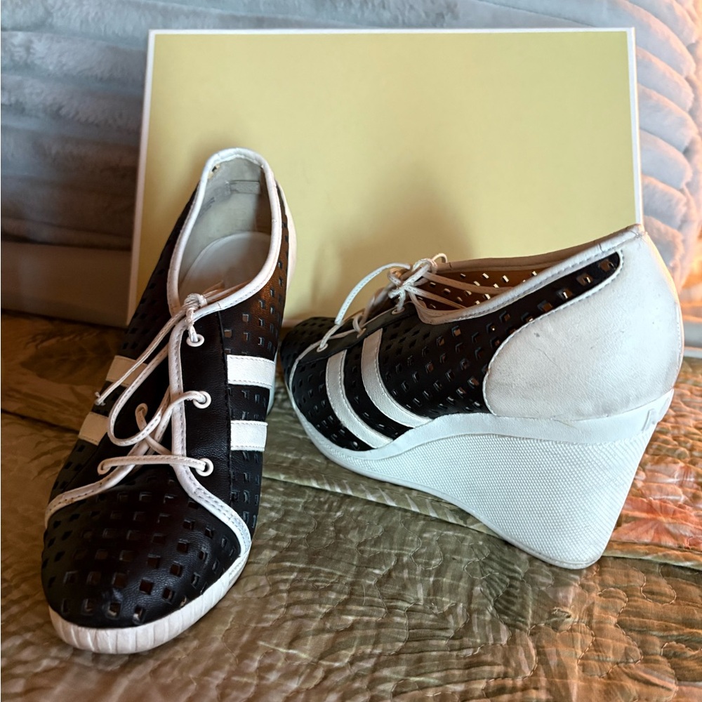 MICHAEL Michael Kors Black and White Wedge Sneakers - size 8